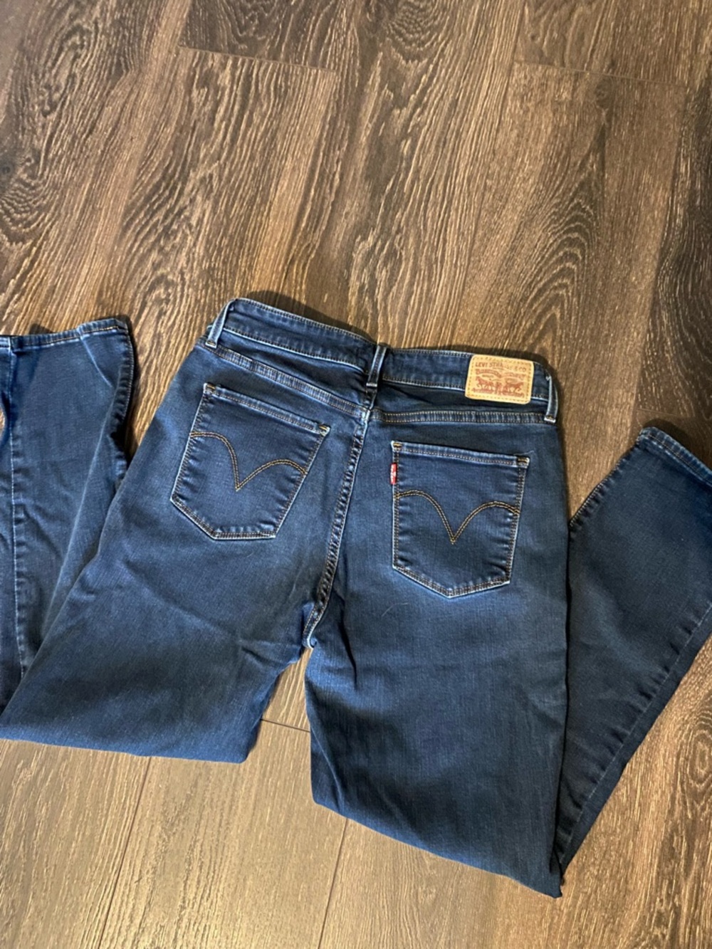 Levi's Women's Skinny Leg Jeans in Dark Indigo